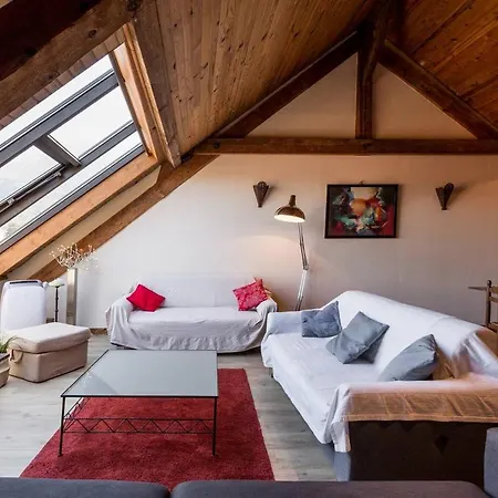 Apartment Duplex Au Bord Du Duingt